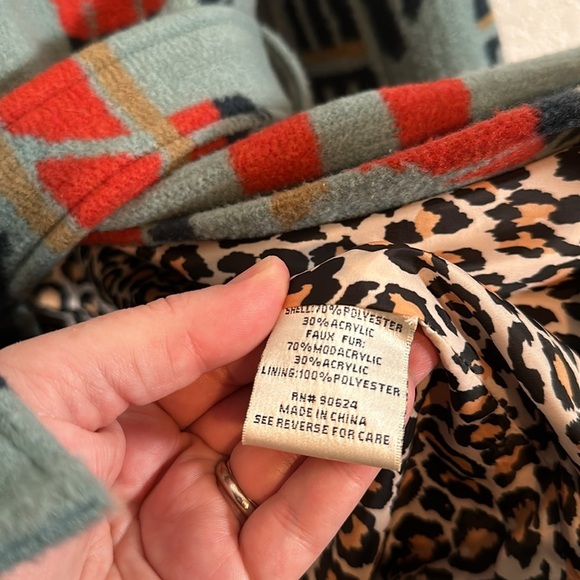 Taska Polizzi Faux Fur Lined Blanket Coat Leopard Lined Toggle Closure Size Med - Picture 5 of 8